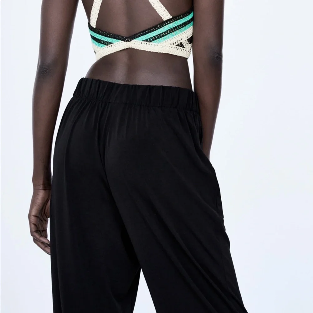 New with tags Zara Flowy Joggers